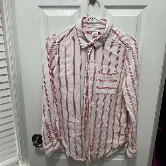 Liz Claiborne - Picture 3 of 14